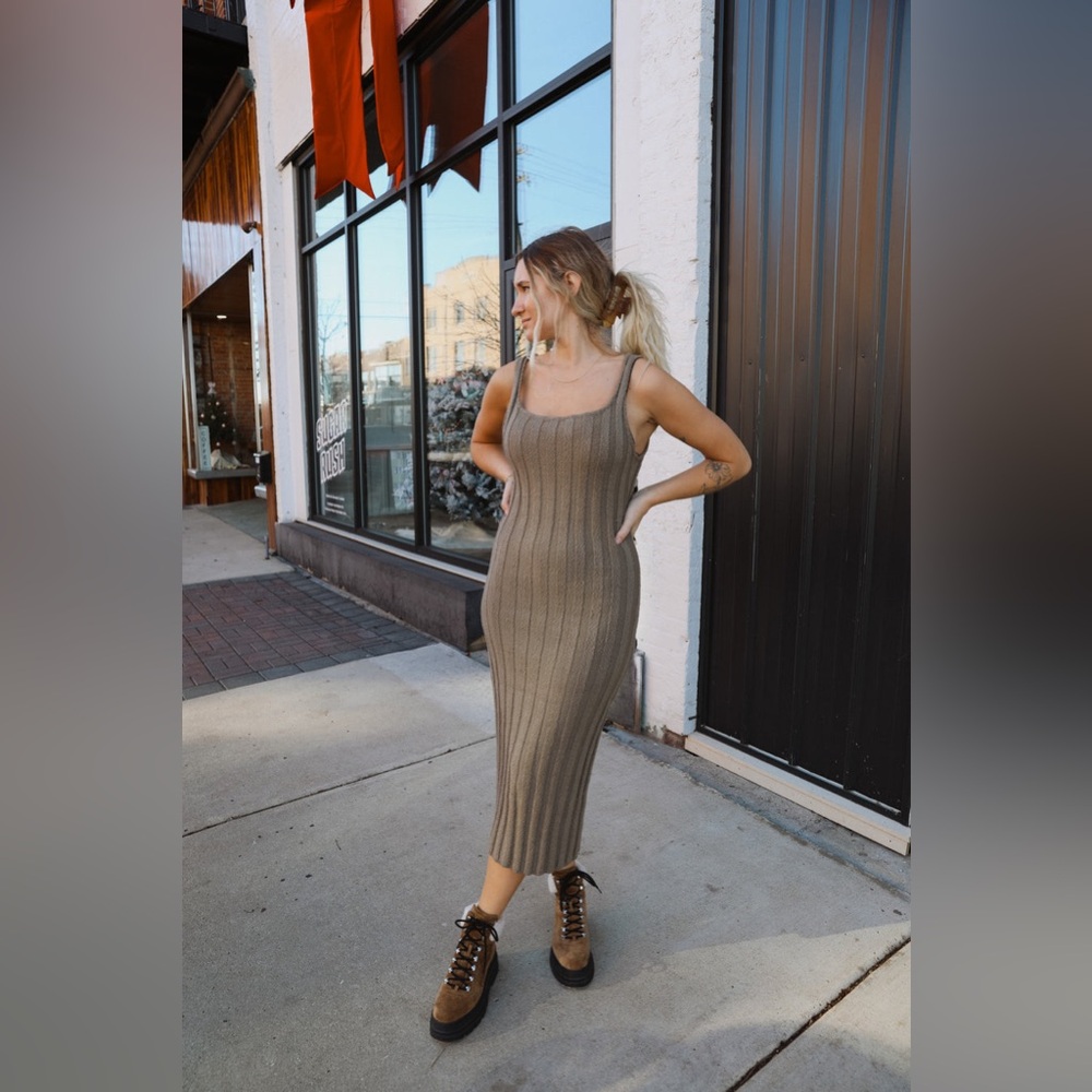 Free People Santons Stone Midi Sweater Dress Neutral Brown NEW Large - Picture 8 of 9